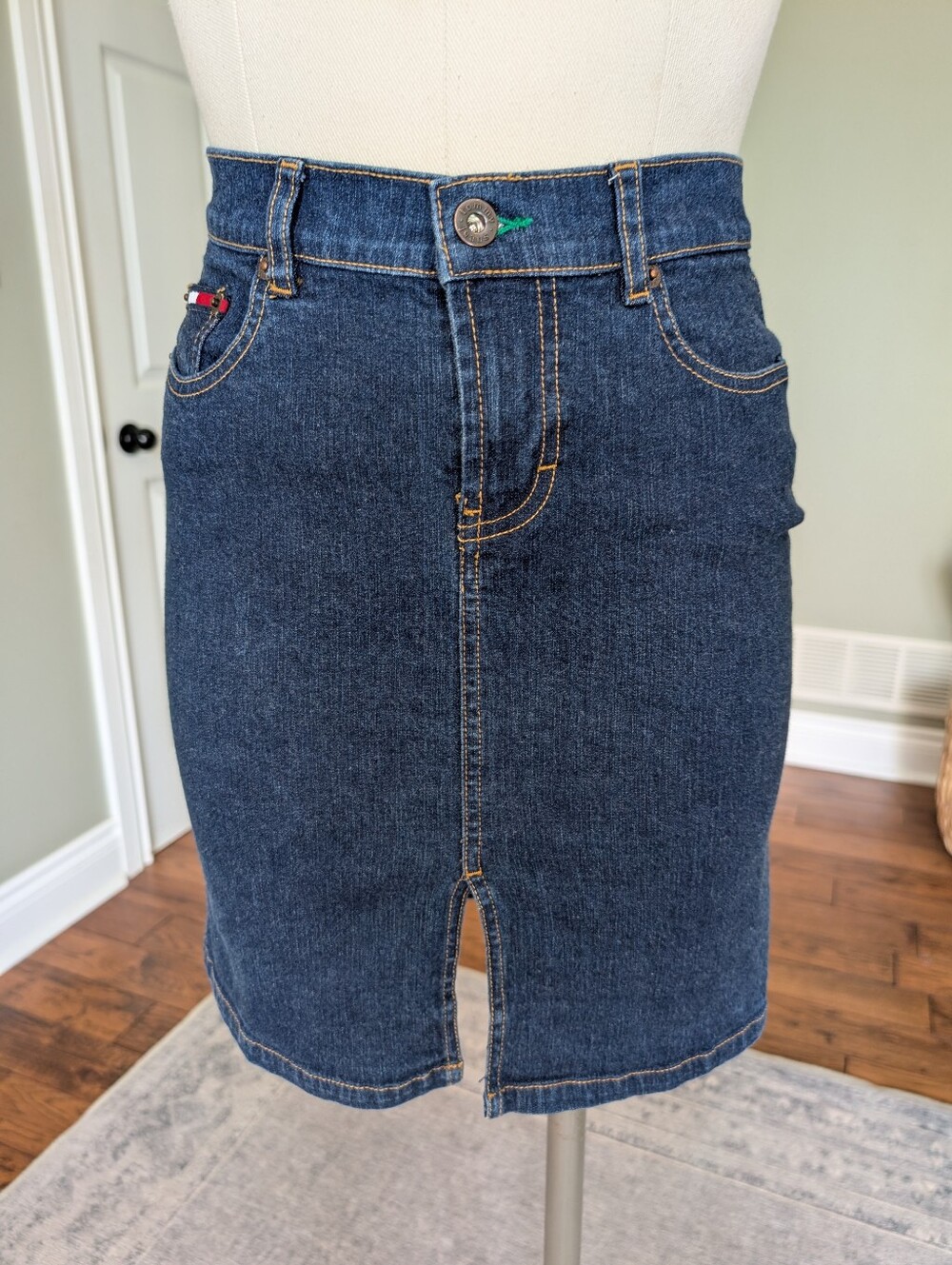 Tommy Hilfiger Denim Mini Skirt Y2K Blue Dark Wash Jean Pencil Size 1